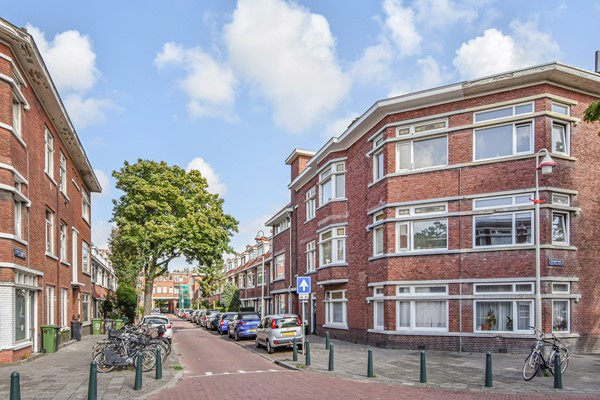 Medium property photo - Johan Gramstraat 48, 2522 XA Den Haag